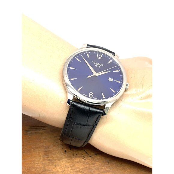 Tissot Men's Watch Swiss Quartz Blue Dial 42mm Black Leather Band T0636101604700 - Picture 6 of 14
